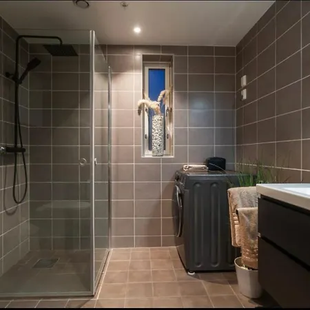 J Og F Μπέργκεν